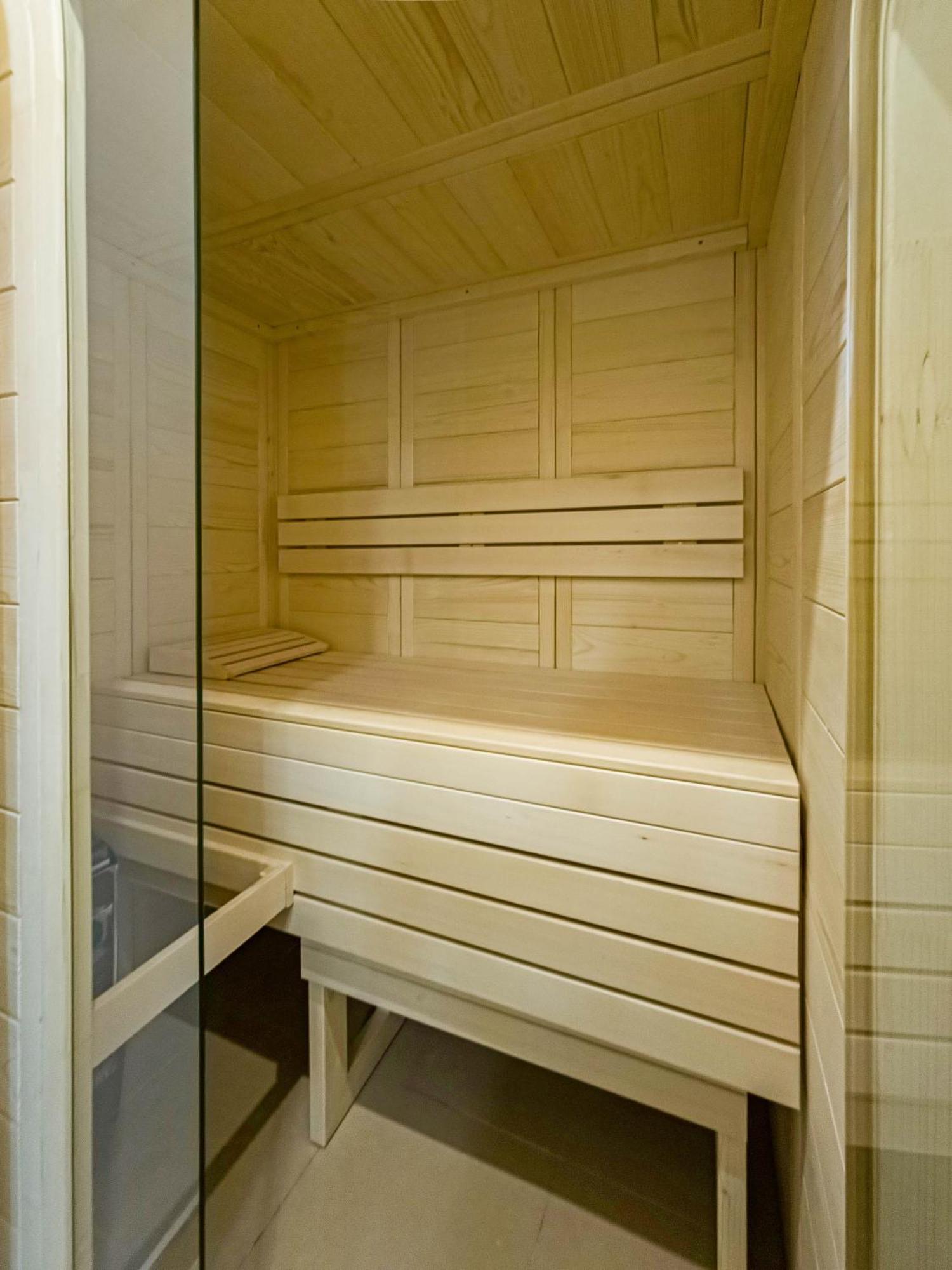 Appartamento Magnificent With Sauna And Billiards