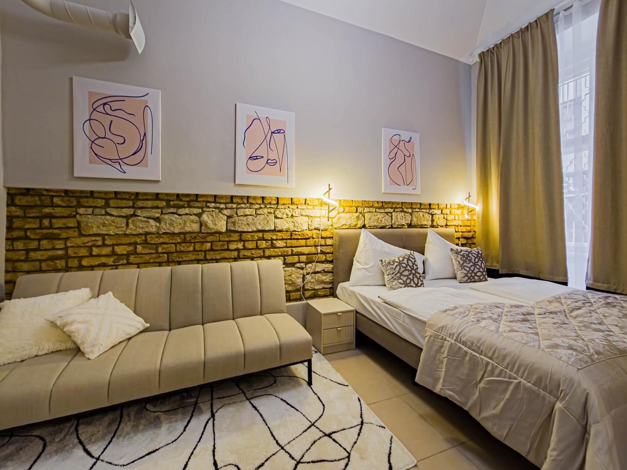 Magnificent With Sauna And Billiards Appartamento Praga
